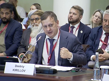  Вода объединяет: глава Росводресурсов принял участие в деловой программе XI Невского международного экологического конгресса 